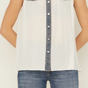 COWGIRL Multicolored Sleeveless Boxy Blouse with Notched Collar